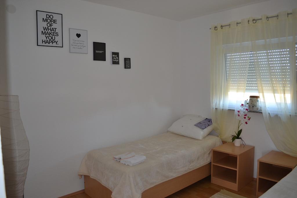 Apartments Danijela Zadar Oda fotoğraf